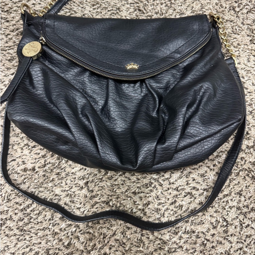 Y2K Vintage Juicy Couture. Lots of room. Never used. Literally like brand new.
